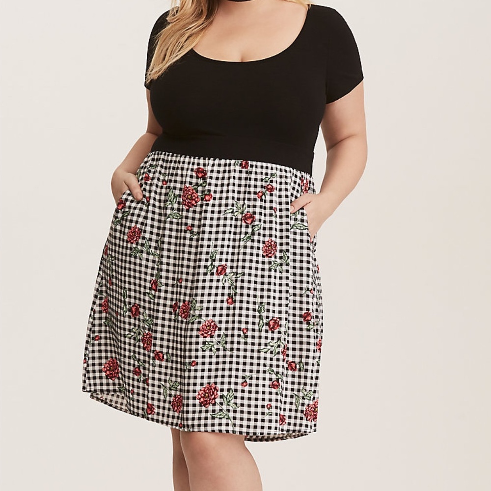 Torrid black & white Gingham Floral Dress